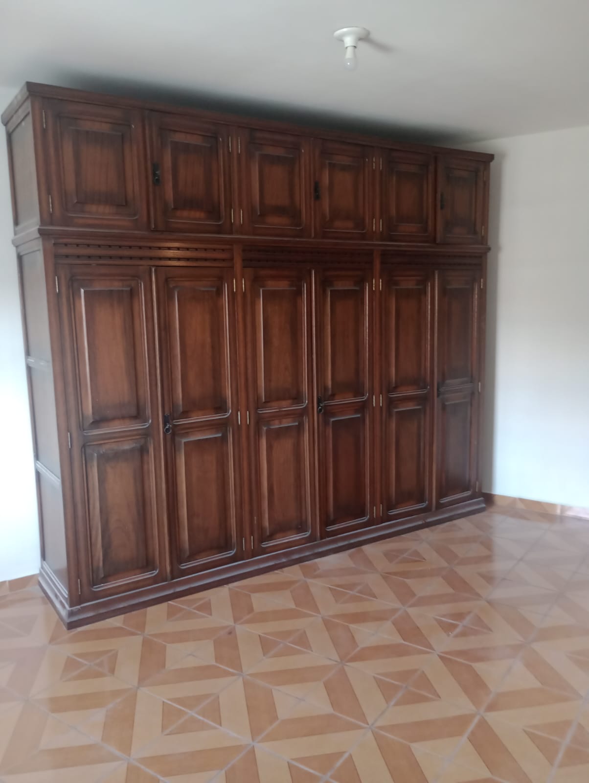 Imagem Casa com 3 Quartos à Venda, 149 m²em Centro - Diadema Imagem Casa com 3 Quartos à Venda, 149 m²em Centro - Diadema