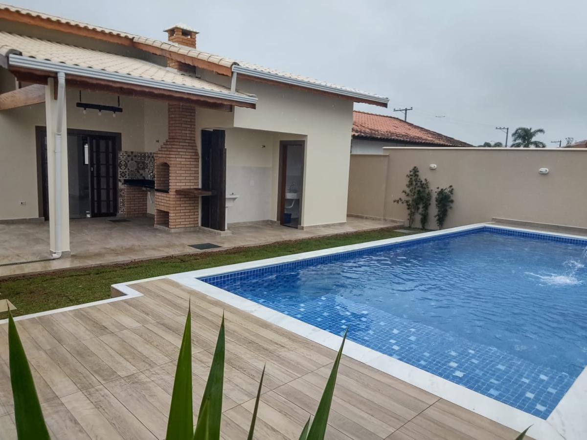 Imagem Casa com 3 Quartos à Venda, 112 m²em REGINA - Itanhaém Imagem Casa com 3 Quartos à Venda, 112 m²em REGINA - Itanhaém
