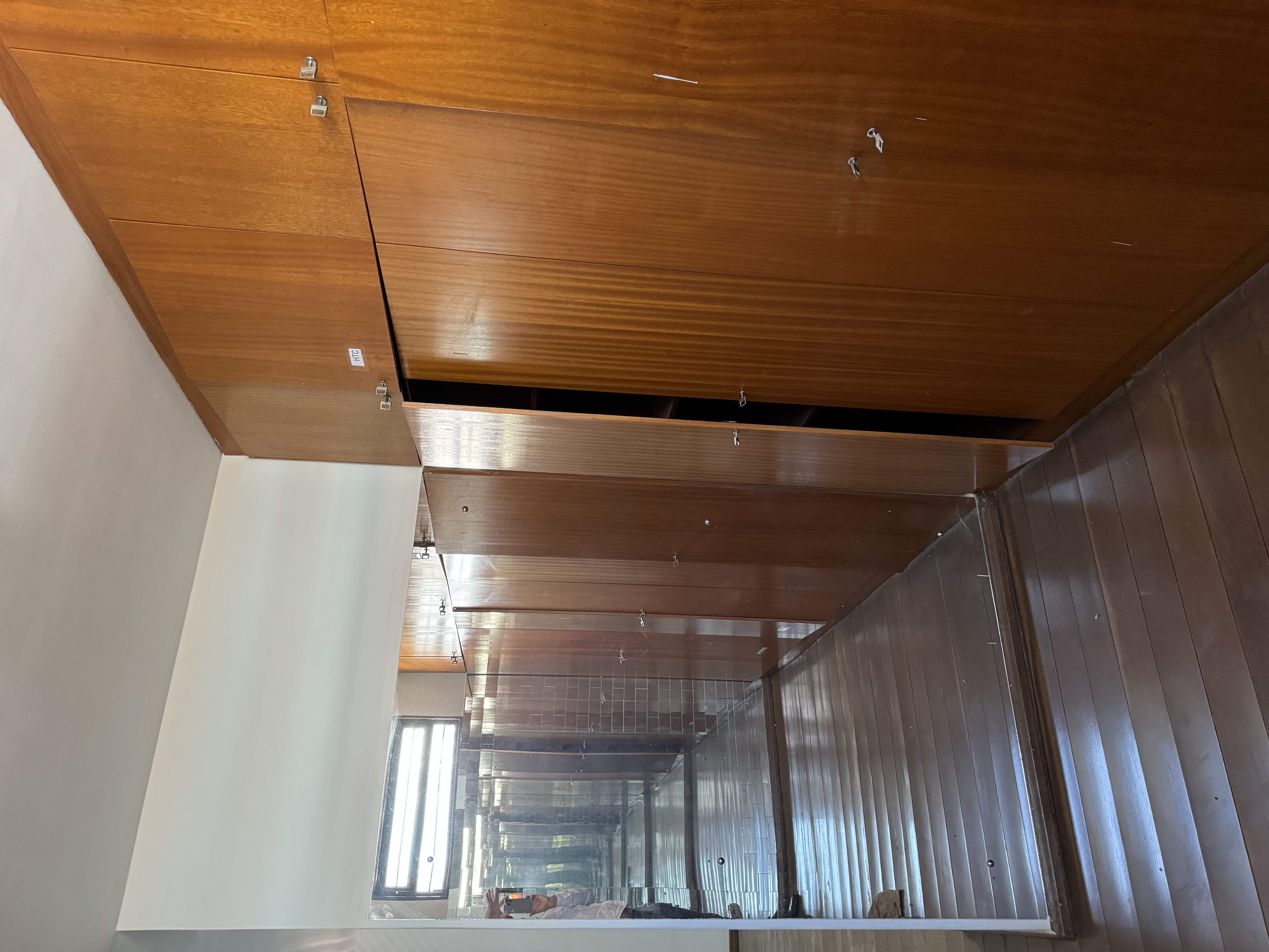 Imagem Sobrado com 5 Quartos para Alugar, 450 m²em Setor Bueno - Goiânia