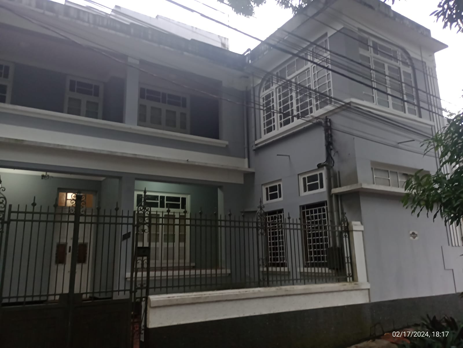 Imagem Sobrado com 5 Quartos para Alugar, 600 m²em Batista Campos - Belém