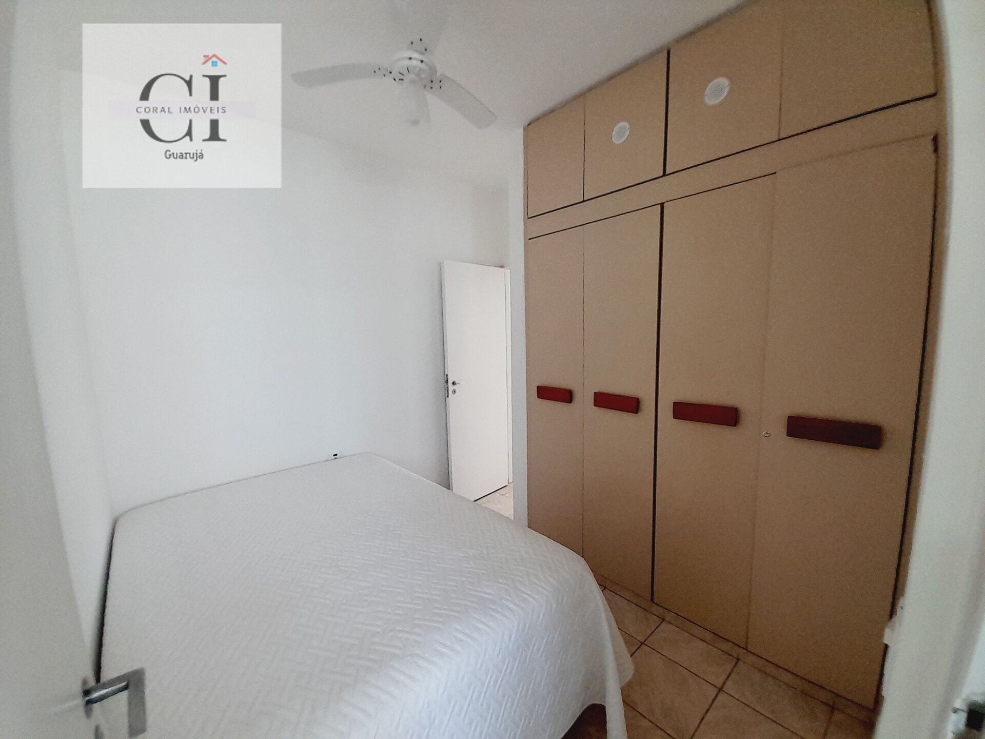 Imagem Apartamento com 3 Quartos à Venda, 95 m² em Pitangueiras - Guarujá