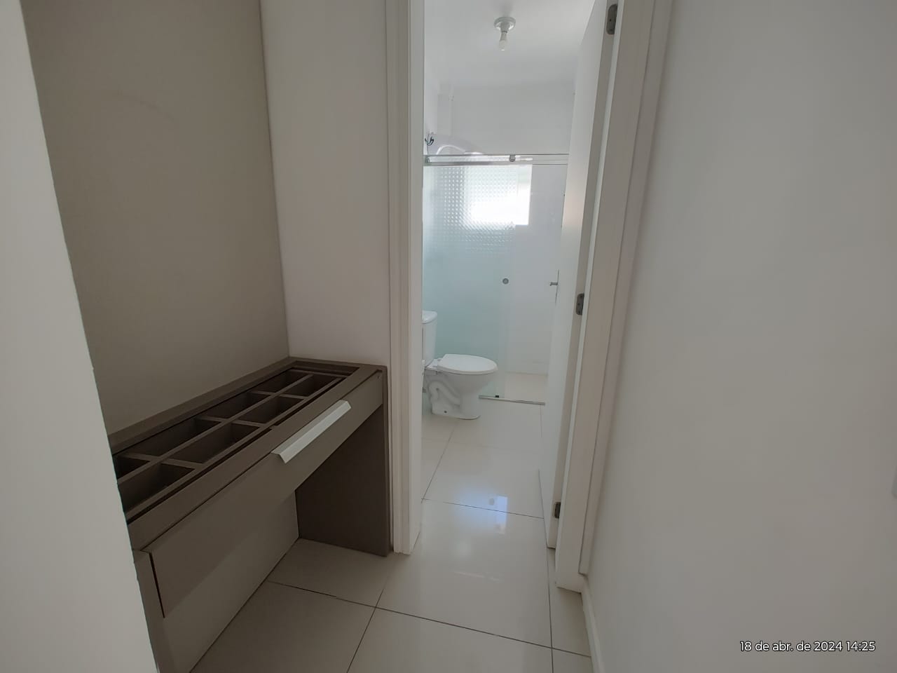 Imagem Apartamento com 2 Quartos para Alugar, 55 m²em Nova Esperança - Balneário Camboriú