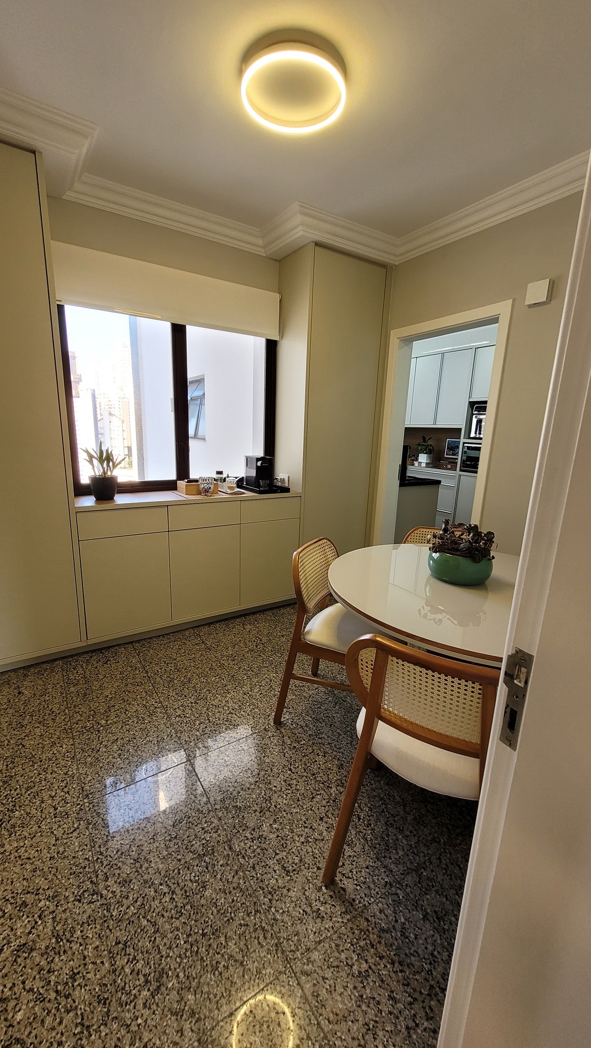 Imagem Apartamento com 4 Quartos à Venda, 177 m² em Vila Suzana - São Paulo