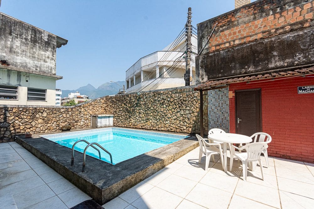 Imagem Casa com 3 Quartos à Venda, 384 m²em Freguesia (Jacarepaguá) - Rio de Janeiro