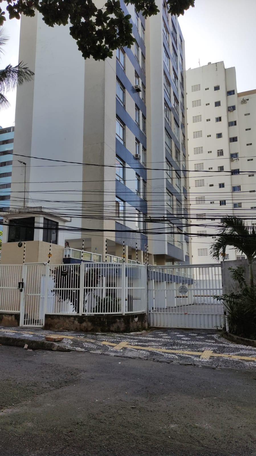 Imagem Apartamento com 4 Quartos à Venda, 122 m²em Pituba - Salvador Imagem Apartamento com 4 Quartos à Venda, 122 m²em Pituba - Salvador