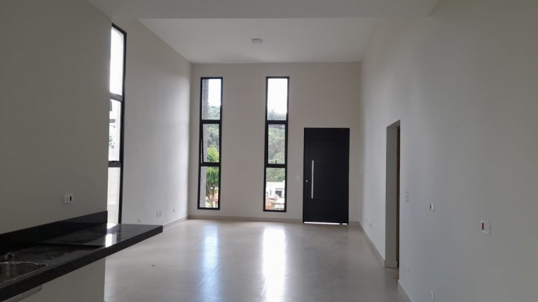 Imagem Casa com 3 Quartos à Venda, em Chácaras Maringá - Atibaia Imagem Casa com 3 Quartos à Venda, em Chácaras Maringá - Atibaia