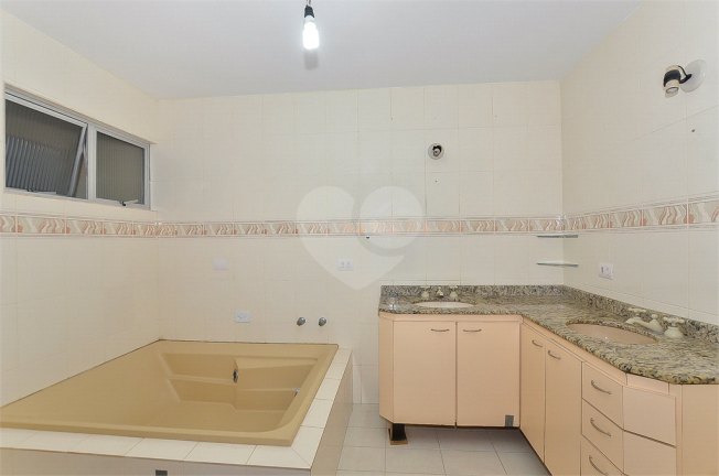 Imagem Apartamento com 3 Quartos à Venda, 265 m² em Vila Izabel - Curitiba Imagem Apartamento com 3 Quartos à Venda, 265 m² em Vila Izabel - Curitiba