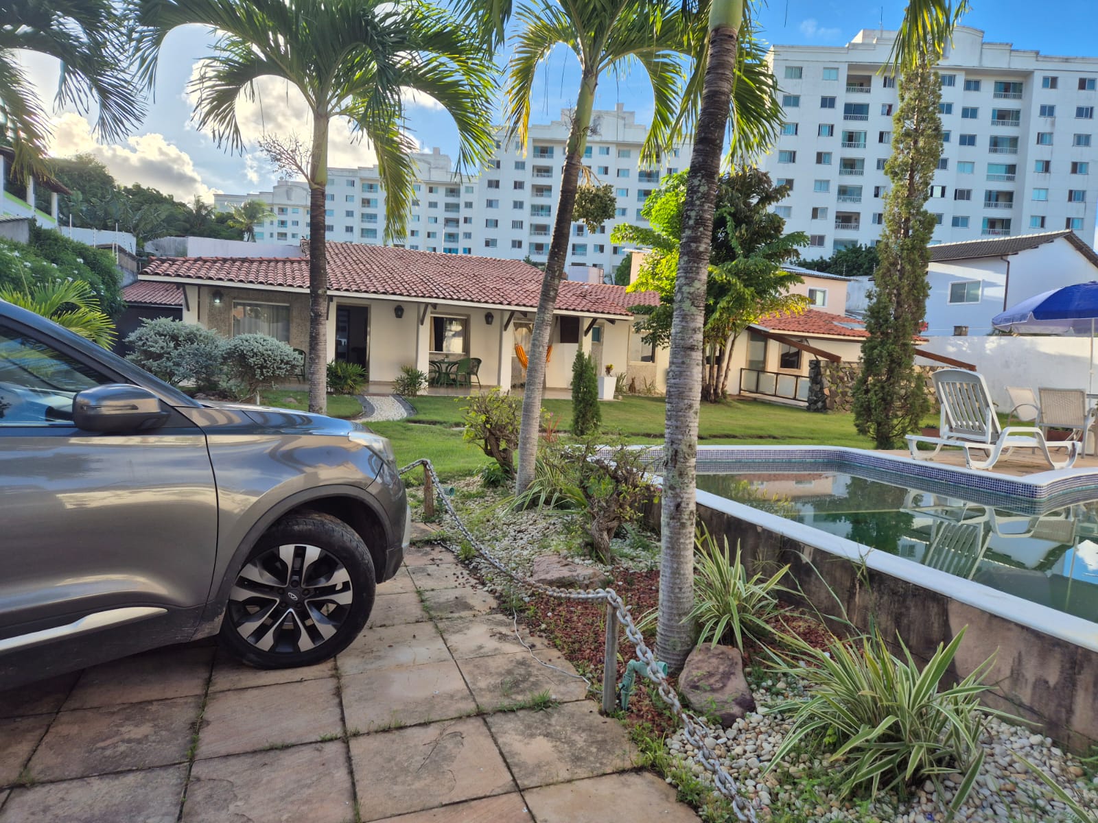 Imagem Casa com 4 Quartos à Venda, 600 m²em Centro - Lauro de Freitas Imagem Casa com 4 Quartos à Venda, 600 m²em Centro - Lauro de Freitas