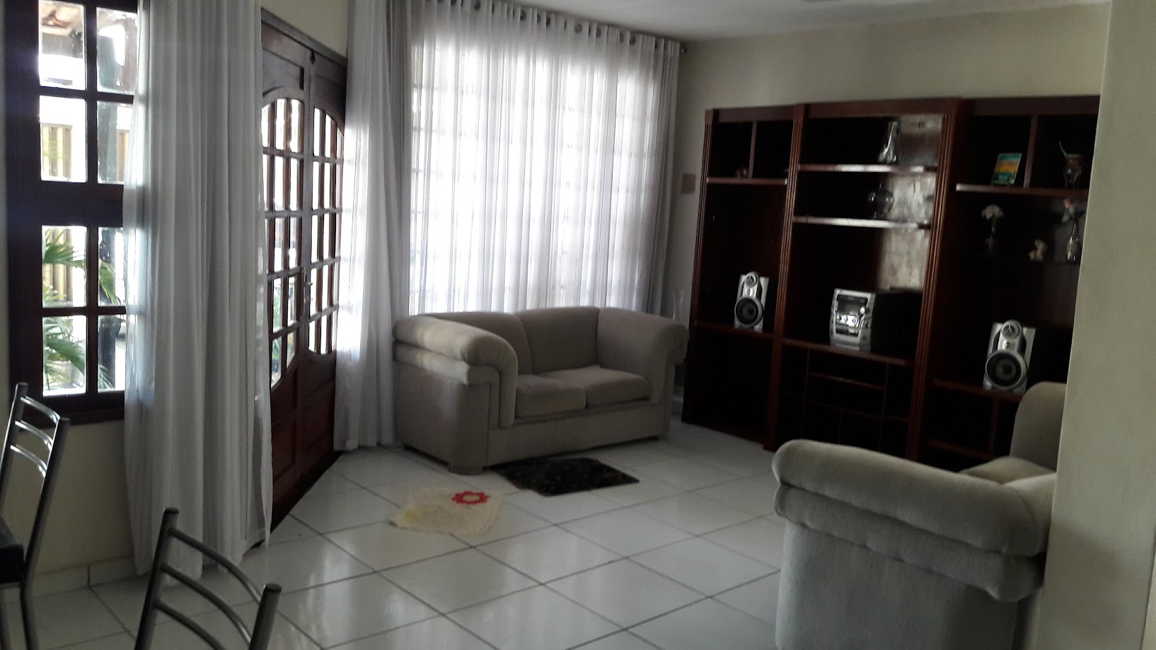 Imagem Casa com 3 Quartos à Venda, 210 m²em Catolé - Campina Grande Imagem Casa com 3 Quartos à Venda, 210 m²em Catolé - Campina Grande