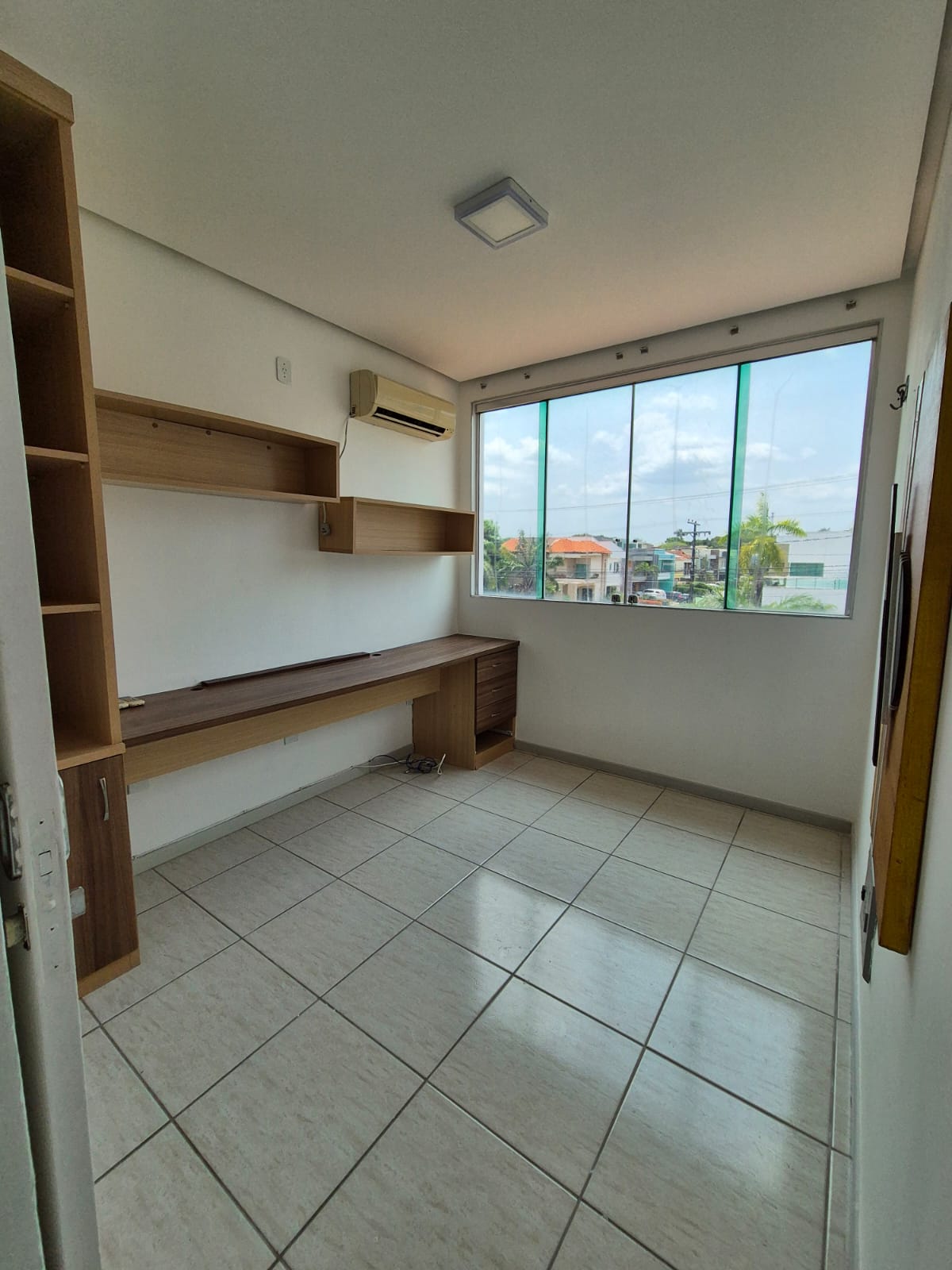 Imagem Casa de Condomínio com 3 Quartos à Venda ou Locação, 300 m²em Tarumã - Manaus Imagem Casa de Condomínio com 3 Quartos à Venda ou Locação, 300 m²em Tarumã - Manaus