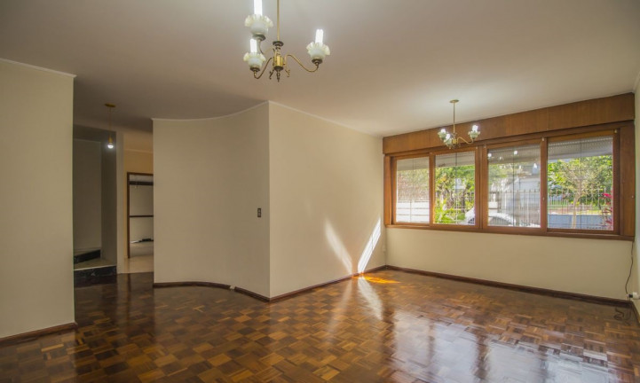 Imagem Casa com 3 Quartos à Venda, 246 m² em Jardim Lindóia - Porto Alegre