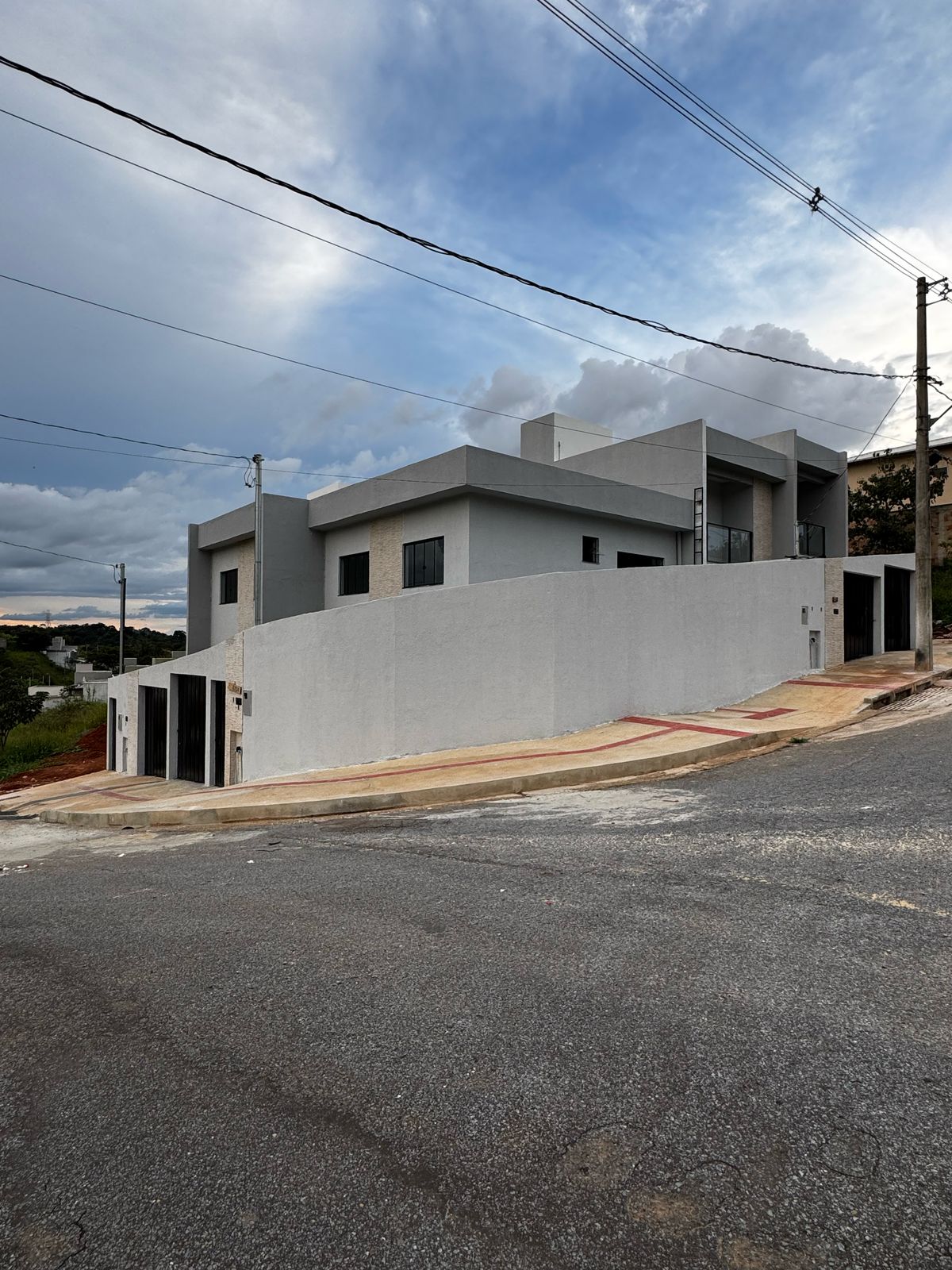 Imagem Casa com 3 Quartos à Venda, 89 m² em Novo Centro - Santa Luzia Imagem Casa com 3 Quartos à Venda, 89 m² em Novo Centro - Santa Luzia