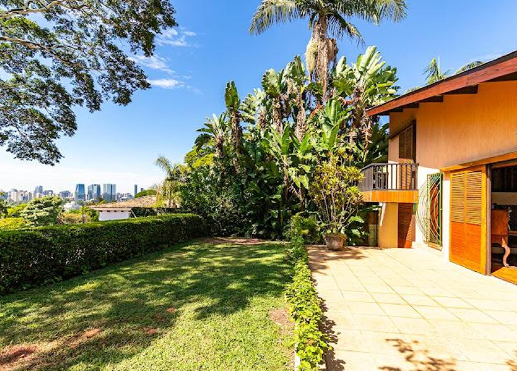 Imagem Casa de Vila com 3 Quartos à Venda, 250 m² em Jardim Guedala - São Paulo