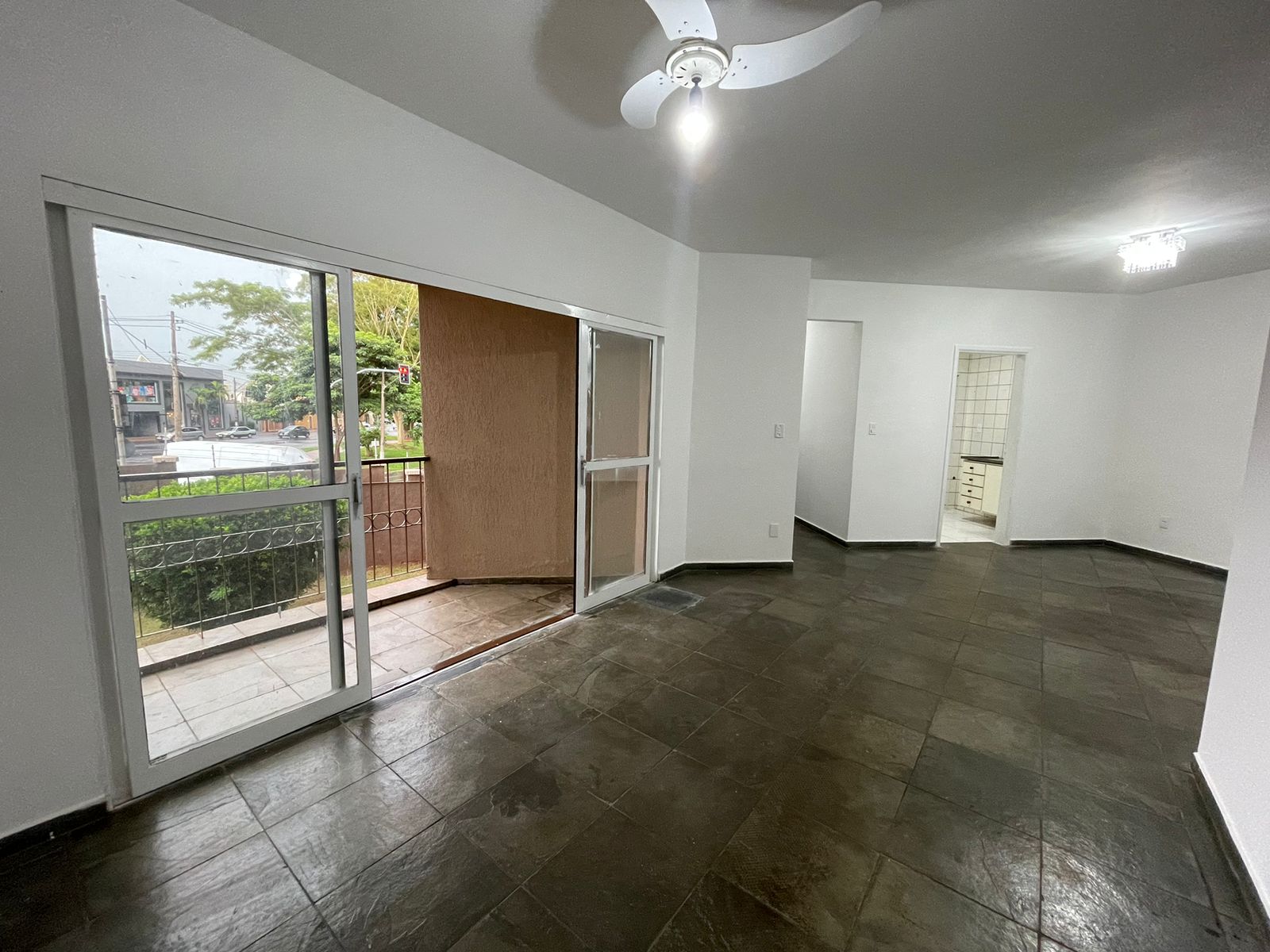Imagem Apartamento com 2 Quartos à Venda, 70 m²em Vila Amélia - Ribeirão Preto
