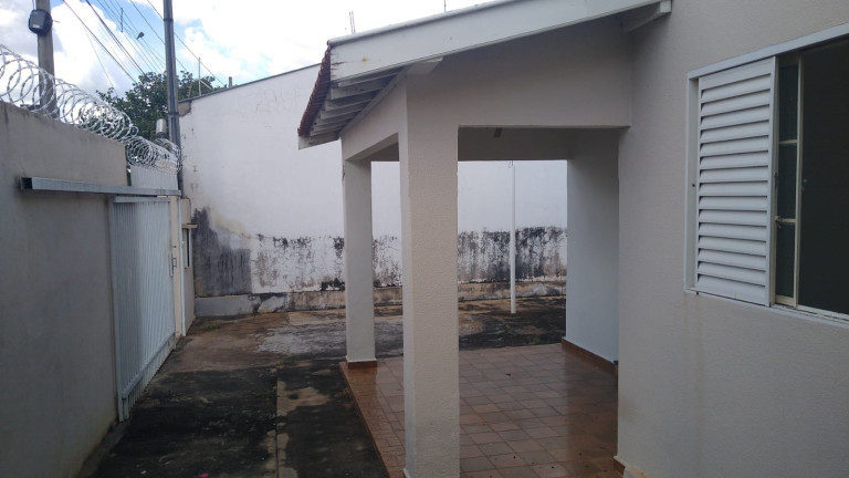Imagem Casa com 2 Quartos à Venda, em Amizade - Araçatuba Imagem Casa com 2 Quartos à Venda, em Amizade - Araçatuba