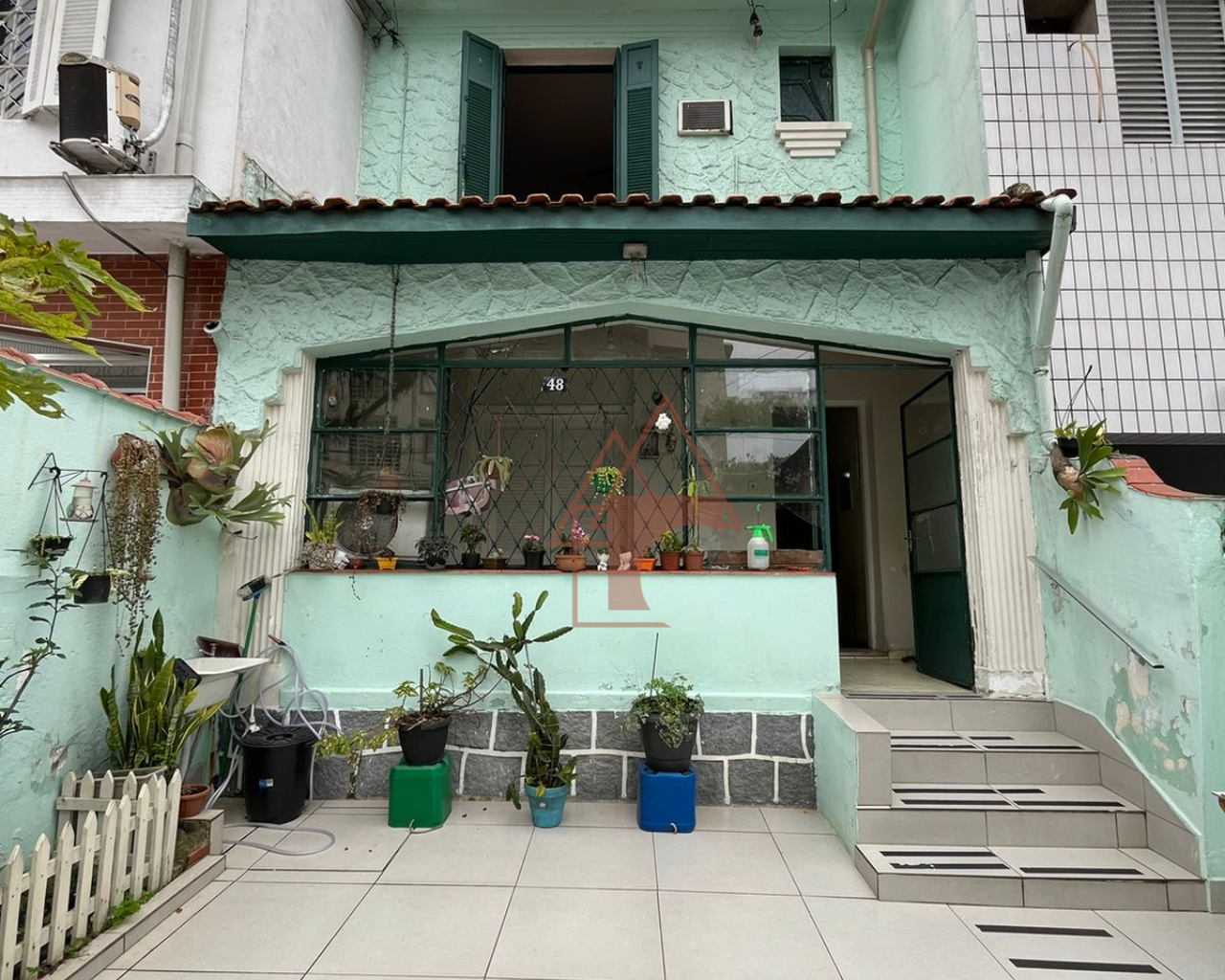 Sobrado com 2 Quartos à Venda, 185 m² em Campo Grande - Santos