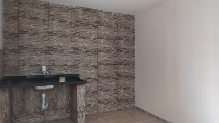 Imagem Casa com 3 Quartos à Venda,  em Parque Industrial Cumbica - Guarulhos
