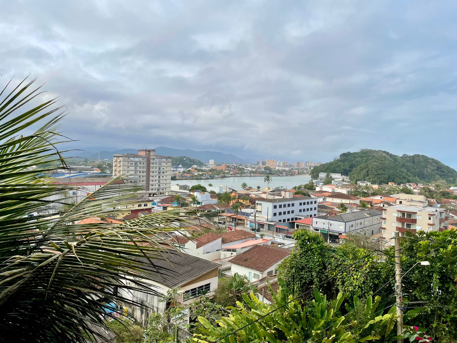 Imagem Sobrado com 3 Quartos à Venda, 202 m²em praia  dos sonhos - Itanhaém