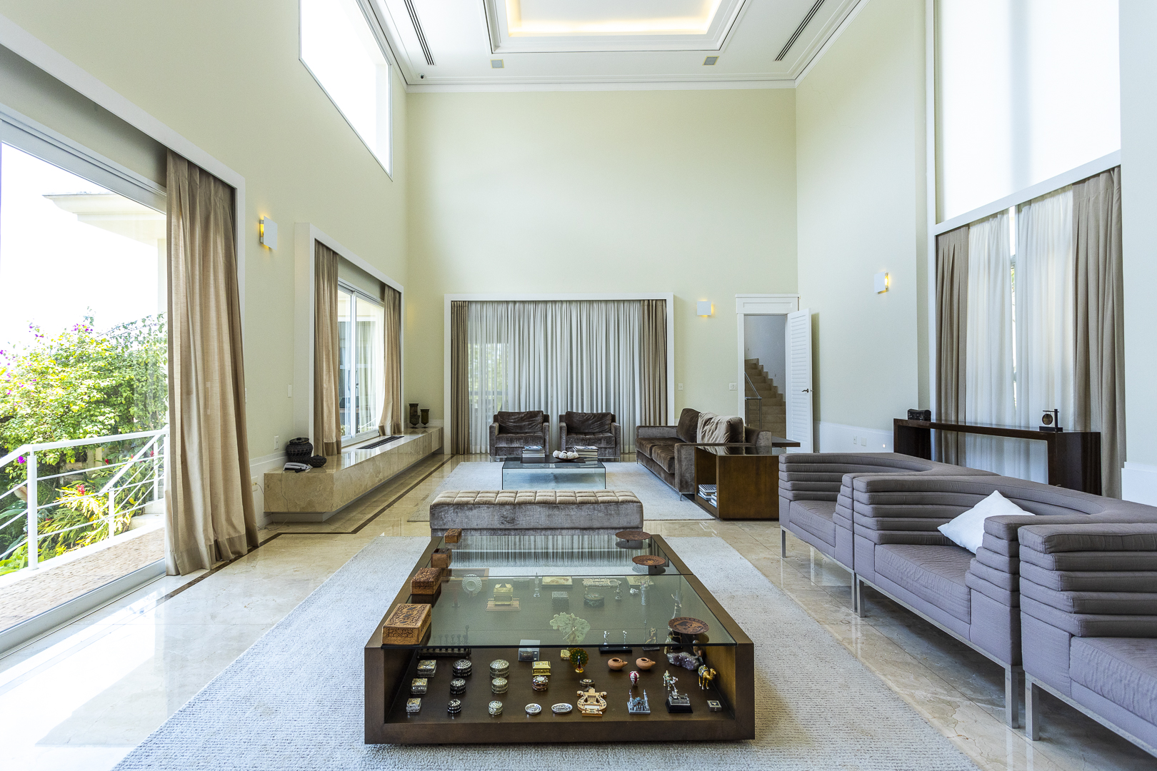 Imagem Casa de Condomínio com 5 Quartos à Venda, 1.587 m² em Tamboré - Barueri Imagem Casa de Condomínio com 5 Quartos à Venda, 1.587 m² em Tamboré - Barueri