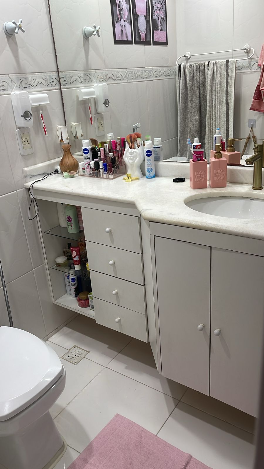 Imagem Apartamento com 3 Quartos à Venda ou Locação, 66 m² em Tanque - Rio de Janeiro Imagem Apartamento com 3 Quartos à Venda ou Locação, 66 m² em Tanque - Rio de Janeiro
