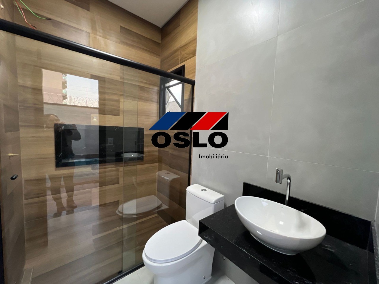 Imagem Casa com 4 Quartos à Venda, 192 m²em Moinho dos Ventos - Goiânia