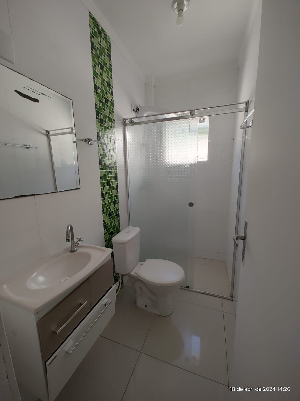 Imagem Apartamento com 2 Quartos para Alugar, 55 m²em Nova Esperança - Balneário Camboriú