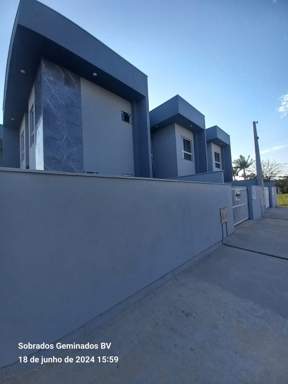 Imagem Sobrado com 2 Quartos à Venda, 65 m²em Quinta dos Açorianos  - Barra Velha