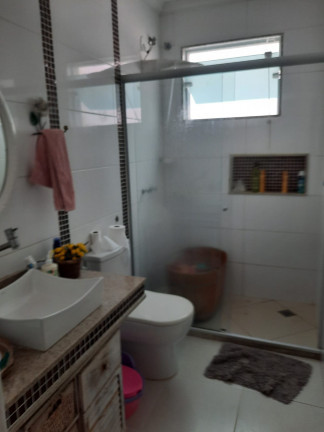 Imagem Casa com 2 Quartos à Venda, 186 m² em Portinho - Cabo Frio