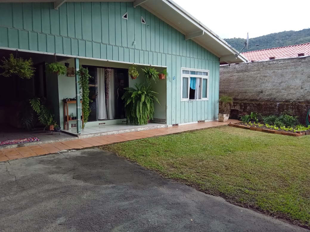 Imagem Casa com 3 Quartos à Venda, 340 m²em Santa Cruz - Vidal Ramos