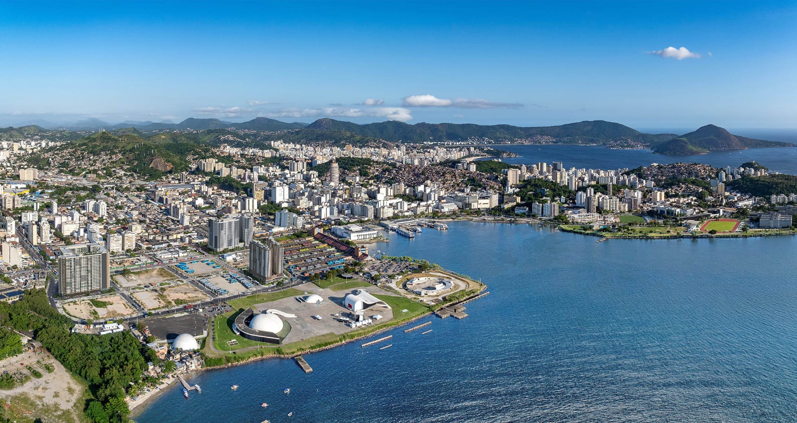 Imagem Apartamento com 2 Quartos à Venda, 42 m² em Centro - Niterói Imagem Apartamento com 2 Quartos à Venda, 42 m² em Centro - Niterói