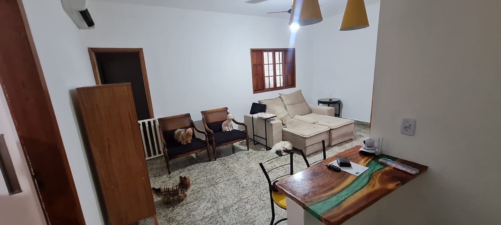 Imagem Casa com 4 Quartos à Venda, 600 m²em de Lourdes - Vitória Imagem Casa com 4 Quartos à Venda, 600 m²em de Lourdes - Vitória