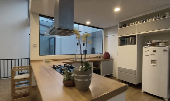 Imagem Casa com 6 Quartos à Venda, 170 m² em Vila Anglo Brasileira - São Paulo Imagem Casa com 6 Quartos à Venda, 170 m² em Vila Anglo Brasileira - São Paulo