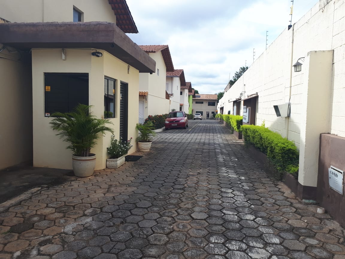 Imagem Casa de Condomínio com 3 Quartos à Venda, 128 m²em Vila Monticelli - Goiânia