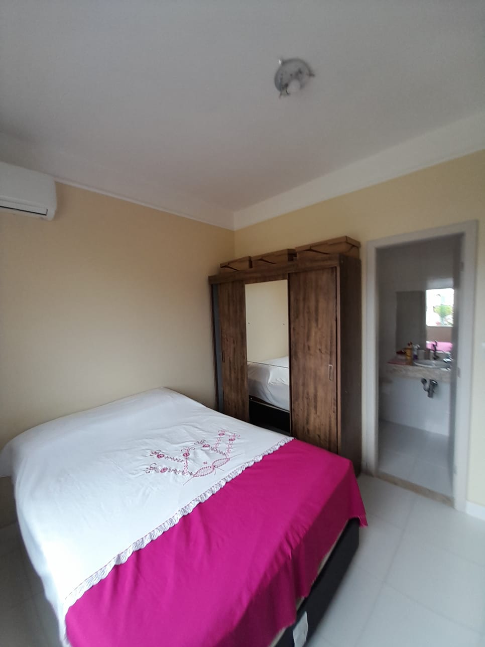 Imagem Casa de Condomínio com 4 Quartos à Venda, 139 m² em Parque das Dunas (Abrantes) - Camaçari