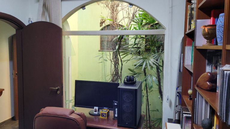 Imagem Casa com 4 Quartos à Venda, 220 m² em Vila Assunção - Santo André