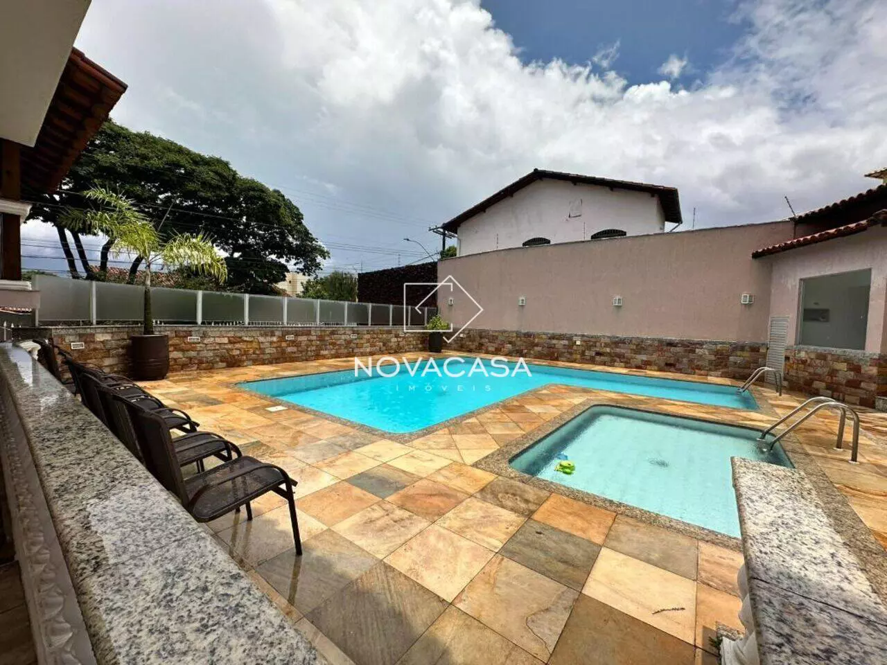 Imagem Casa com 5 Quartos à Venda, 625 m² em Santa Branca - Belo Horizonte Imagem Casa com 5 Quartos à Venda, 625 m² em Santa Branca - Belo Horizonte