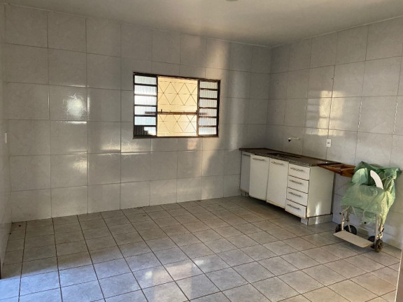 Imagem Casa com 3 Quartos à Venda, 242 m² em Setor Cândida de Morais - Goiânia Imagem Casa com 3 Quartos à Venda, 242 m² em Setor Cândida de Morais - Goiânia