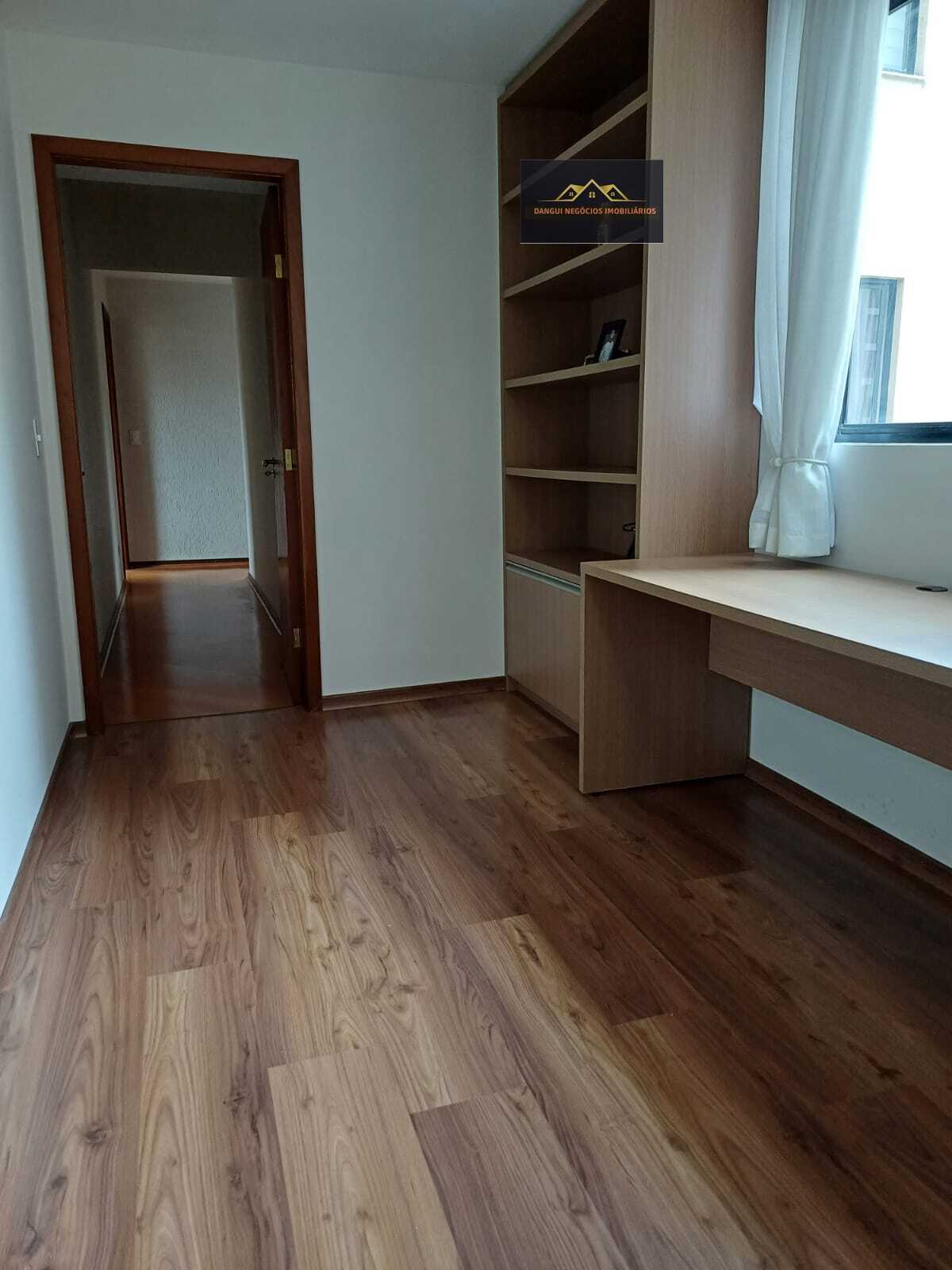 Imagem Apartamento com 4 Quartos à Venda, 147 m²em Portão - Curitiba