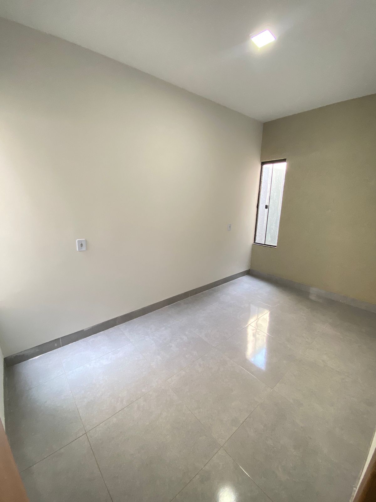 Imagem Casa com 2 Quartos à Venda, 98 m²em Jardim Ipanema - Trindade