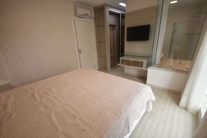 Imagem Apartamento com 4 Quartos à Venda, 163 m²em Meia Praia - Itapema