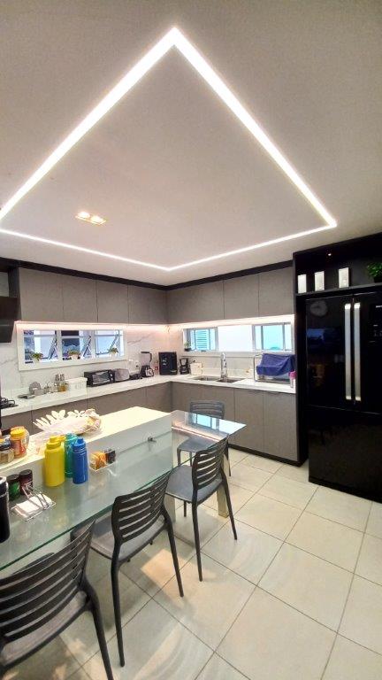 Imagem Casa de Condomínio com 4 Quartos à Venda, 300 m²em De Lourdes - Fortaleza Imagem Casa de Condomínio com 4 Quartos à Venda, 300 m²em De Lourdes - Fortaleza