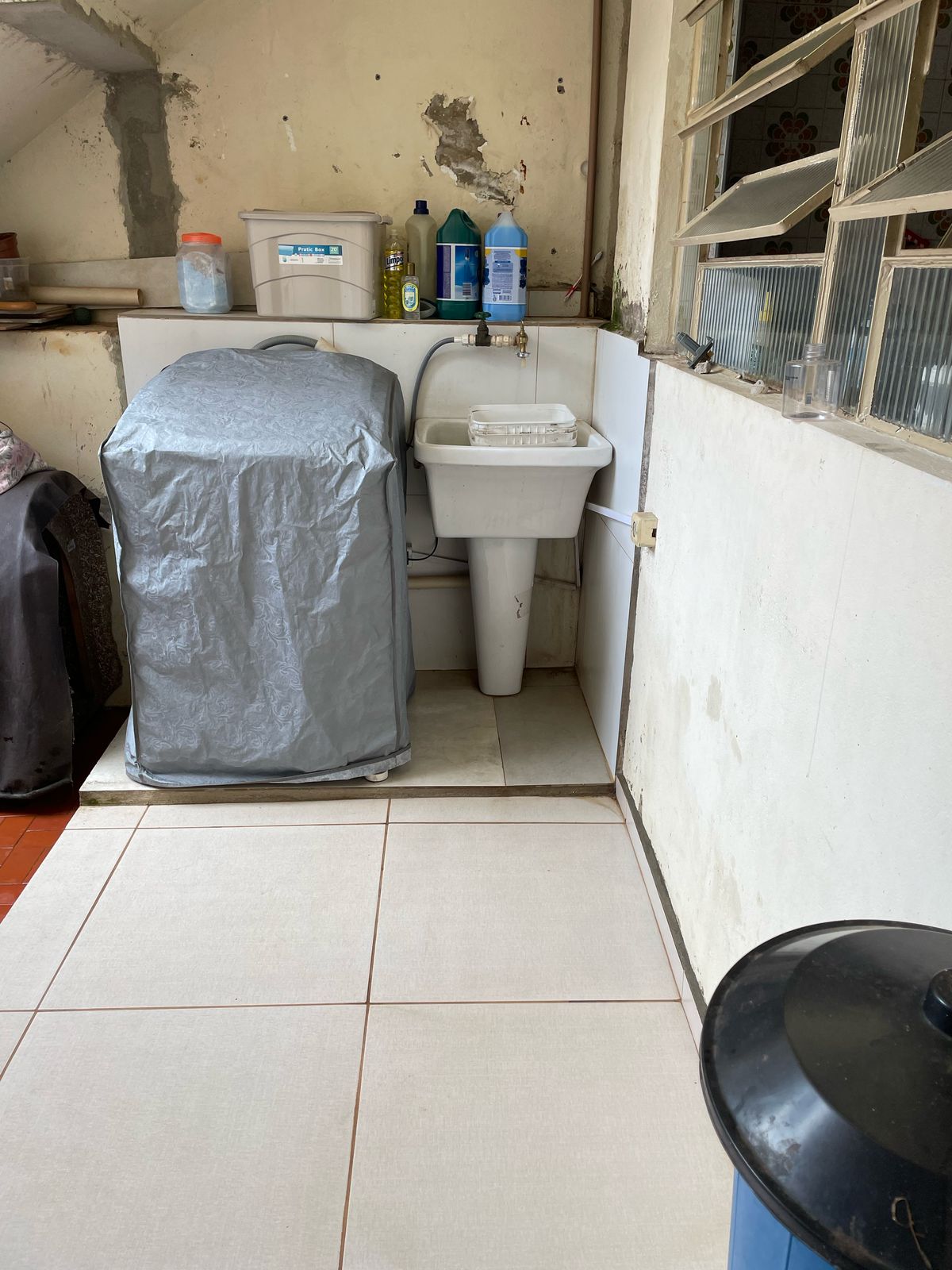 Imagem Casa com 1 Quarto à Venda, 85 m² em Centro - Poços de Caldas