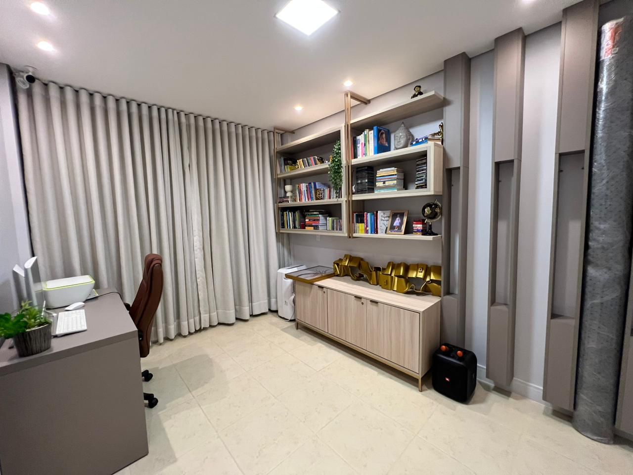 Imagem Apartamento com 3 Quartos à Venda, 127 m²em Umarizal - Belém