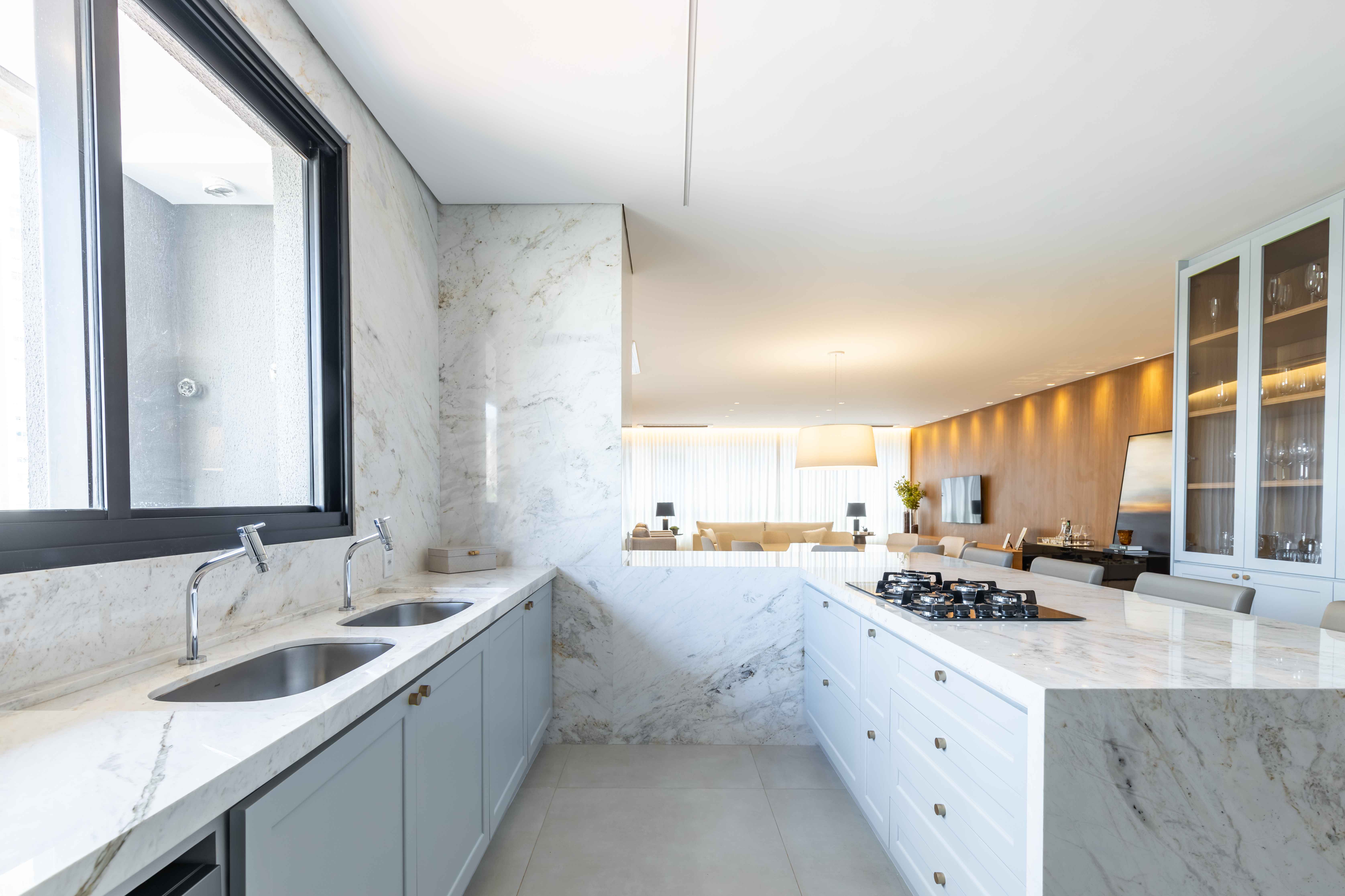 Imagem Apartamento com 3 Quartos à Venda, 218 m²em Setor Oeste - Goiânia