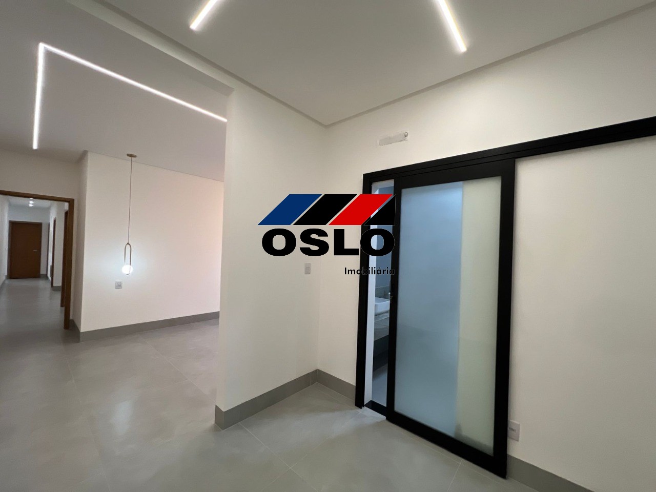 Imagem Casa com 4 Quartos à Venda, 192 m²em Moinho dos Ventos - Goiânia