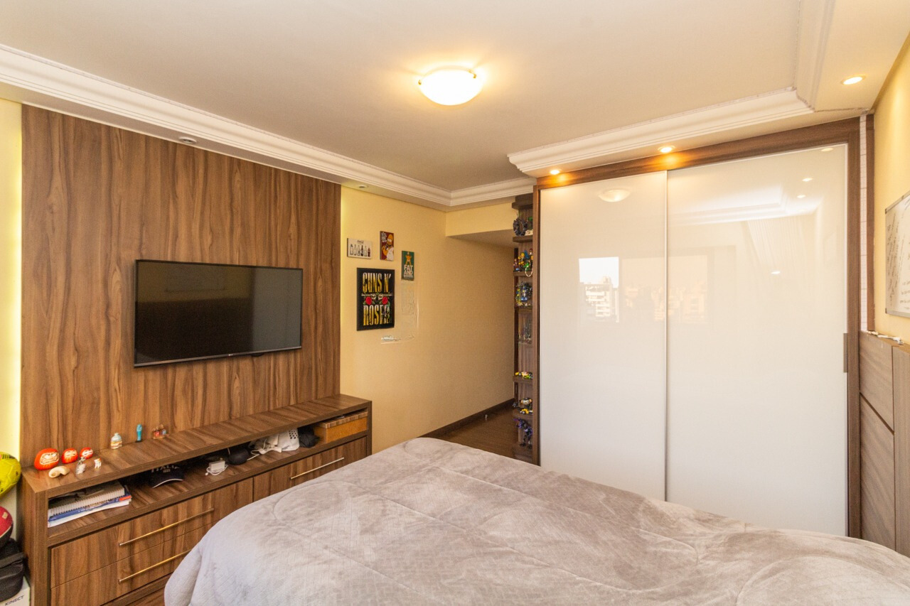 Imagem Apartamento com 4 Quartos à Venda, 152 m²em Bigorrilho - Curitiba
