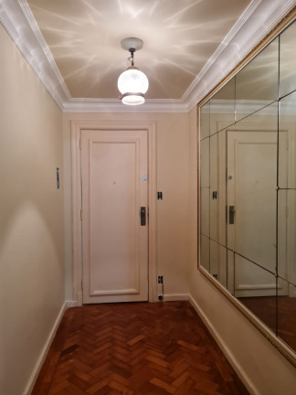 Imagem Apartamento com 2 Quartos à Venda, 121 m² em Leme - Rio de Janeiro Imagem Apartamento com 2 Quartos à Venda, 121 m² em Leme - Rio de Janeiro