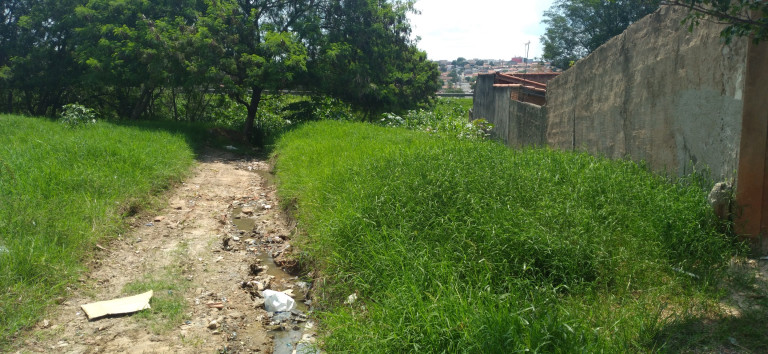 Imagem Terreno à Venda ou Locação, 240 m² em Vila Aeroporto I - Campinas