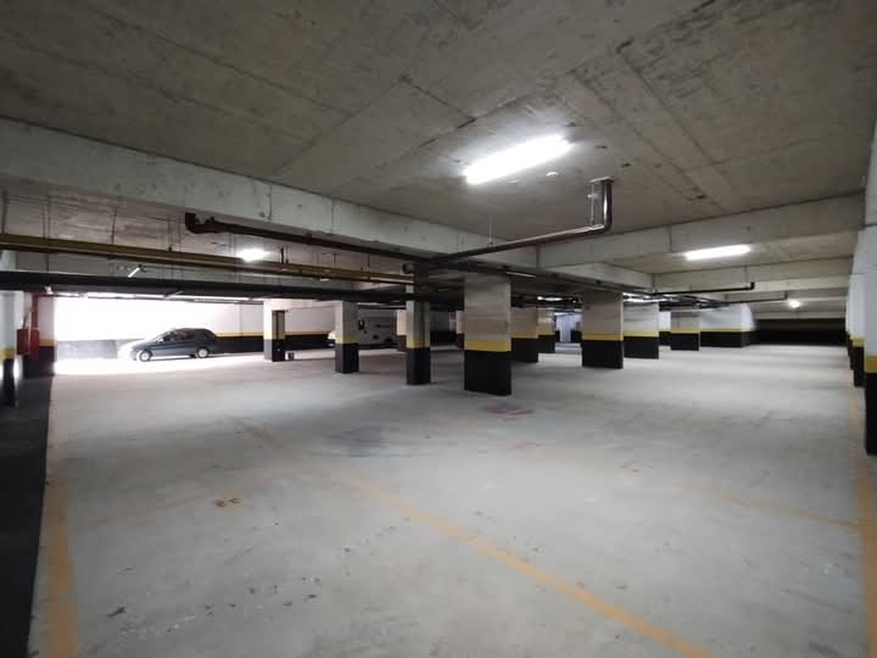 Imagem Vaga de Garagem para Alugar, 840 m² em Centro - Diadema Imagem Vaga de Garagem para Alugar, 840 m² em Centro - Diadema