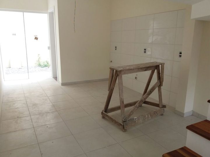Imagem Sobrado com 2 Quartos à Venda, 68 m² em Lídia Duarte - Camboriú Imagem Sobrado com 2 Quartos à Venda, 68 m² em Lídia Duarte - Camboriú